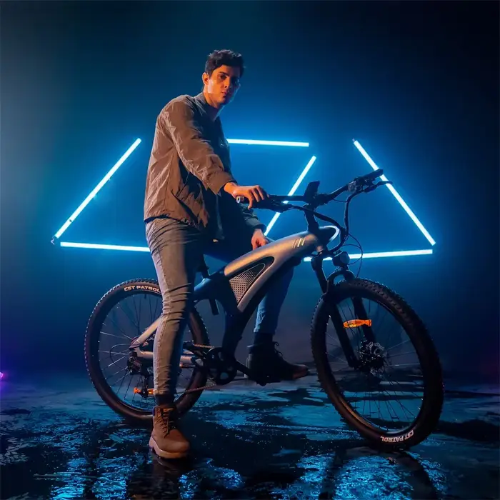 HX Q5 2000W Ebikes 57 KM/H vélo électrique 27.5 pouces adultes