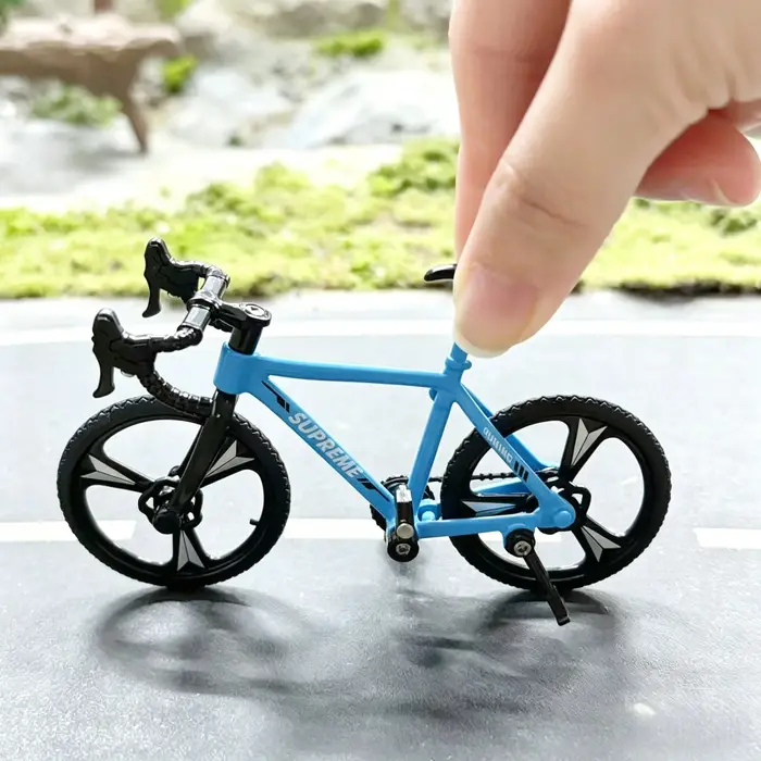 Mini modèle de vélo en alliage - Vélos de montagne et de route en plusieurs couleurs, jouet créatif pour les 14 ans et plus