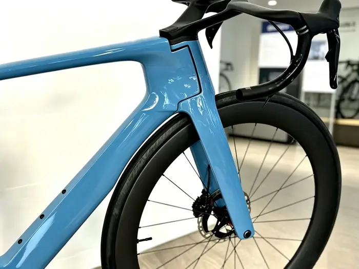 Cadre de vélo de route en carbone de haute qualité avec groupes électroniques Di2, boîtier de pédalier BB-Right, cadre de vélo de route en carbone 700C