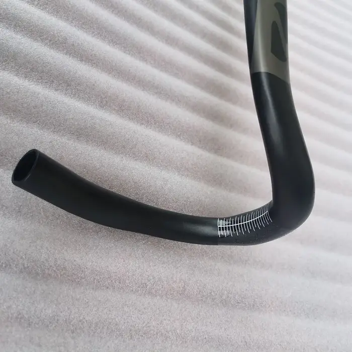 Guidon de vélo de route en carbone T800