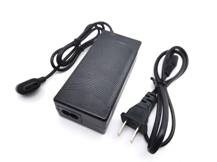 Chargeur d'alimentation pour Scooter Ninebot Mini Plus