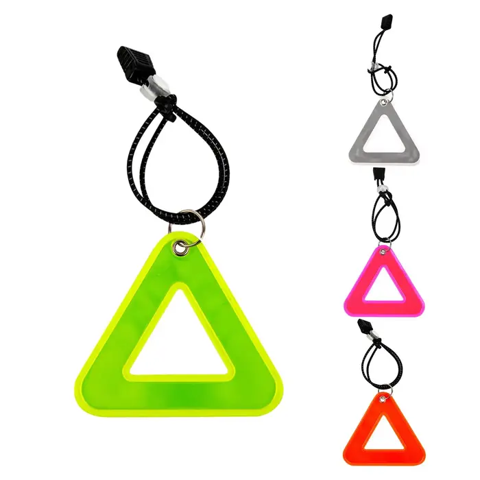 Panneaux réfléchissants triangulaires