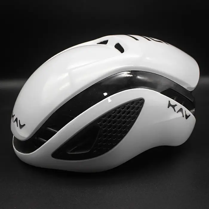 Casque de vélo aérodynamique pour hommes