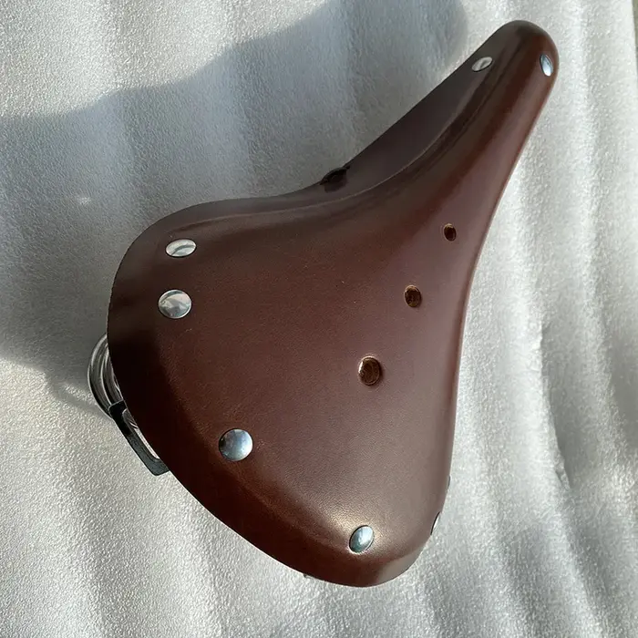 Selle de vélo rétro en cuir respirant et confortable, coussin de cyclisme vintage pour vélos à tube de selle double, VTT