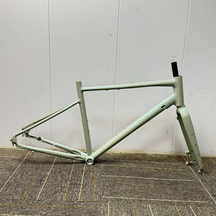 Cadre de vélo de gravier B.B 44x68mm O.L.D Avant 100mm/Arrière 135mm Frein à disque en alliage d'aluminium