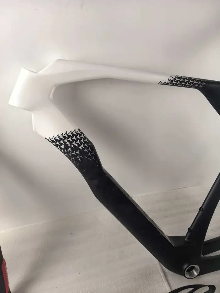 Nouveau cadre de vélo de route en carbone 2026 avec guidon aile de mouette