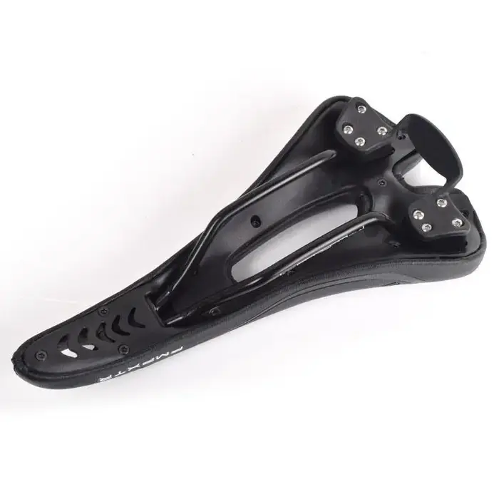 Selle de vélo de route à refroidissement par air de poids moyen pour la course