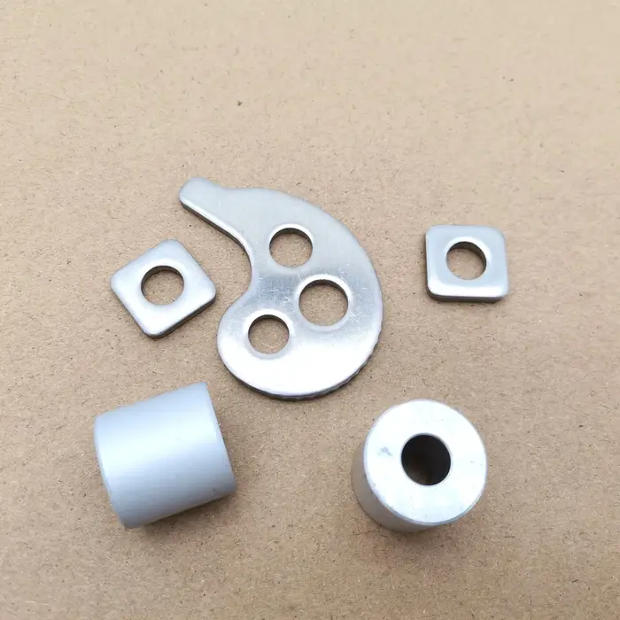 Réglage de la position de la tête du moteur