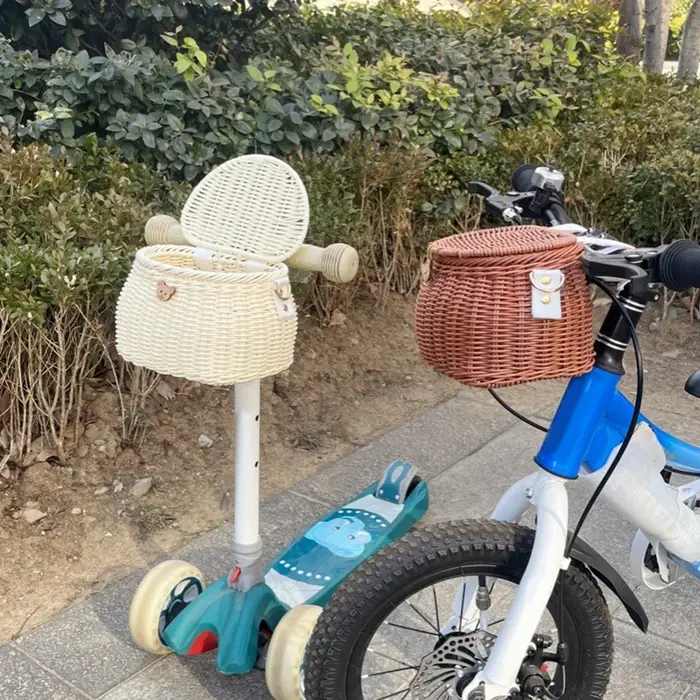 Panier ou sac à dos de rangement pour vélo avec couvercle