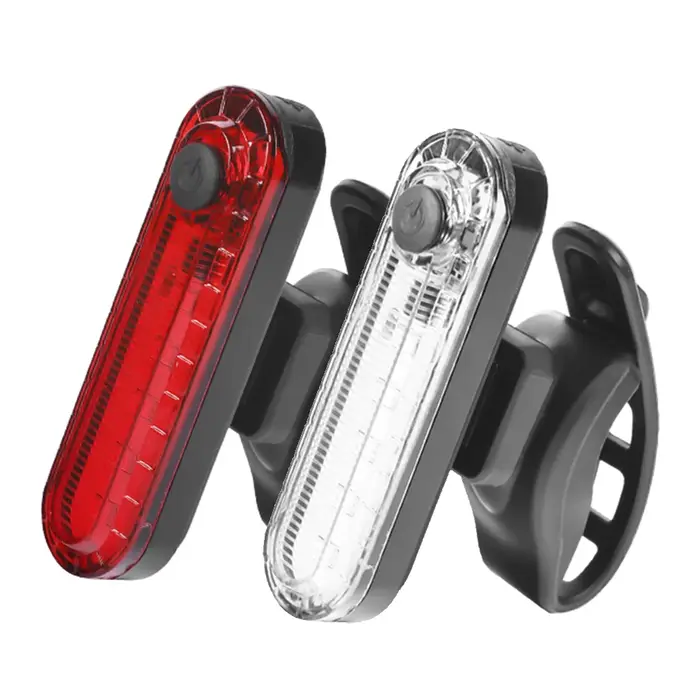 Feu arrière de vélo ultra lumineux rechargeable par USB