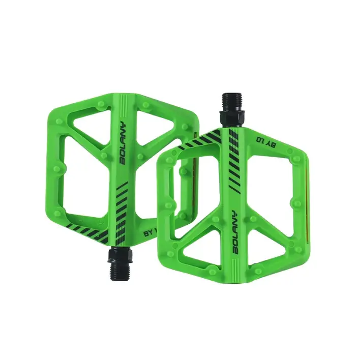Pédale en nylon anti-aldes pour vélo de montagne