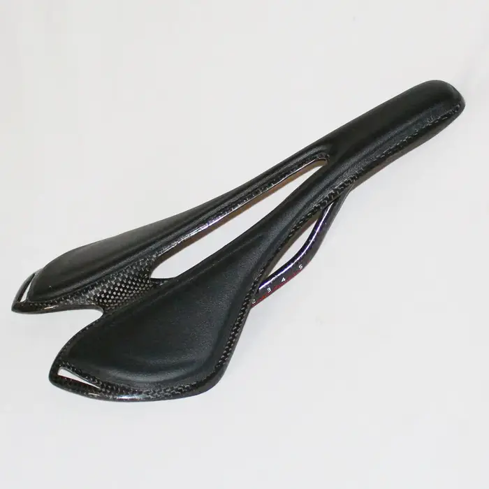 Selle de vélo de route en Fiber de carbone 2025