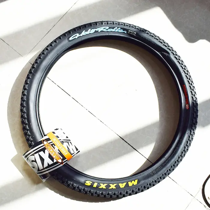 1pc MAXXIS 26 rouleau saint 26*2.4 26*2.2 24*2.4 BMX pneu de vélo rue bande de roulement au chocolat escalade fil