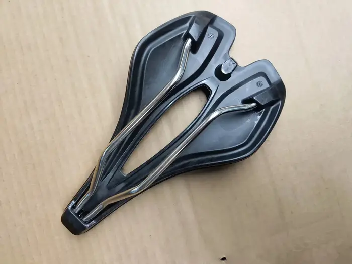 Selle gigante FLEET SL