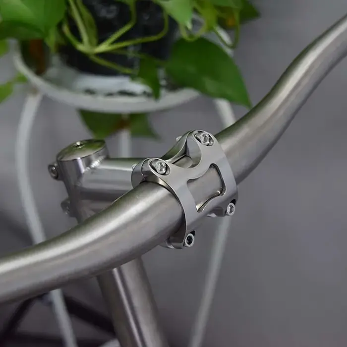 Tige TIRIS-BL11 pour accessoires de vélo