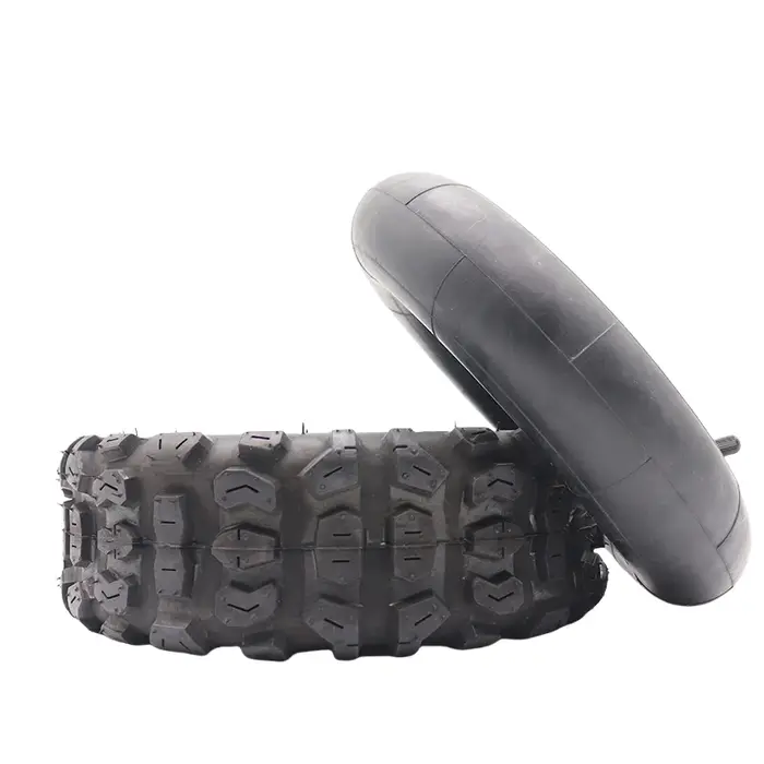 Pneu tout-terrain gonflable de 11 pouces