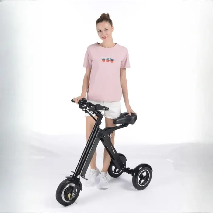 Nouveau Mini petit Tricycle électrique pliable Portable personnes âgées équitation trajet Scooter