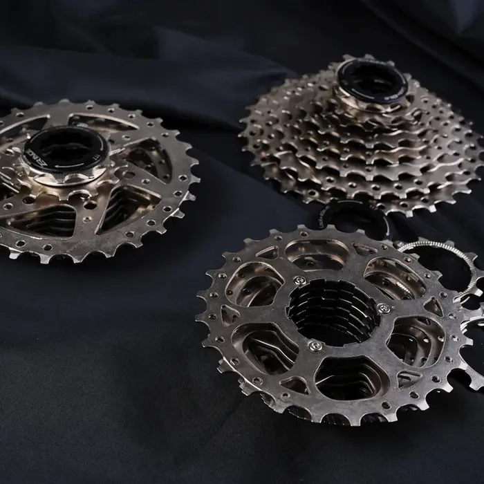 ZRACE Cassette de vélo 8 vitesses/9 vitesses roue libre