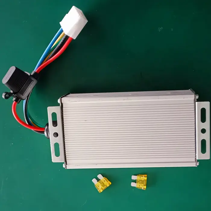 EBike DC 48V 60V 72V 84V 96V 120V à 12V 30A 400W convertisseurs électrique Buck convertisseur Module tension