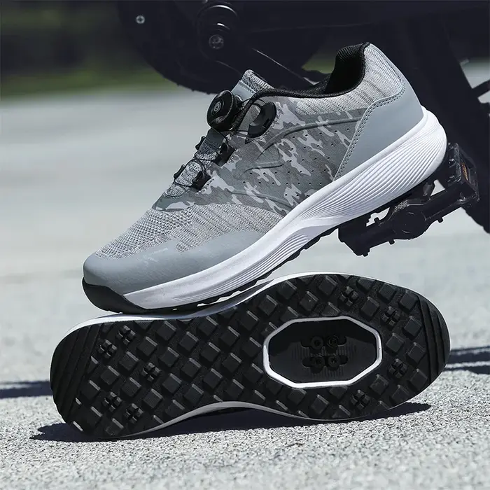 Chaussures de cyclisme VTT pour homme en cuir avec fermeture à crochets et semelle en caoutchouc pour pédales SPD sport et montagne