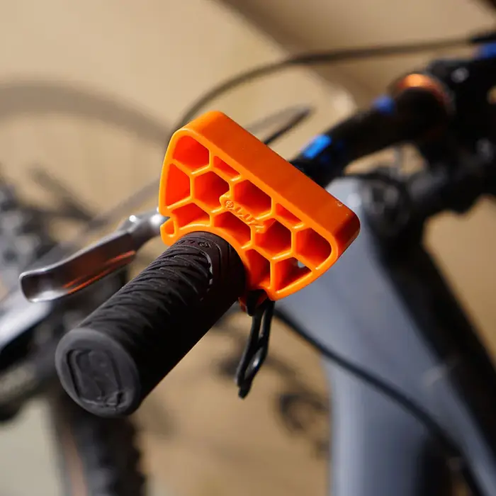 Stabilisateur à clipser pour support de guidon de vélo
