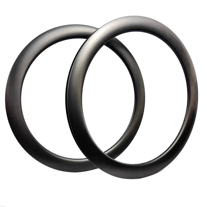 Jante en carbone large 38mm de largeur