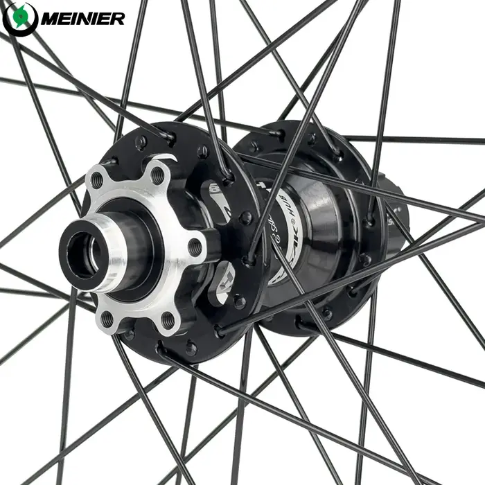 24 pouces vtt roue de vélo AM 32mm large jante moyeu 142 à axe 148mm 6 cliquets frein à disque