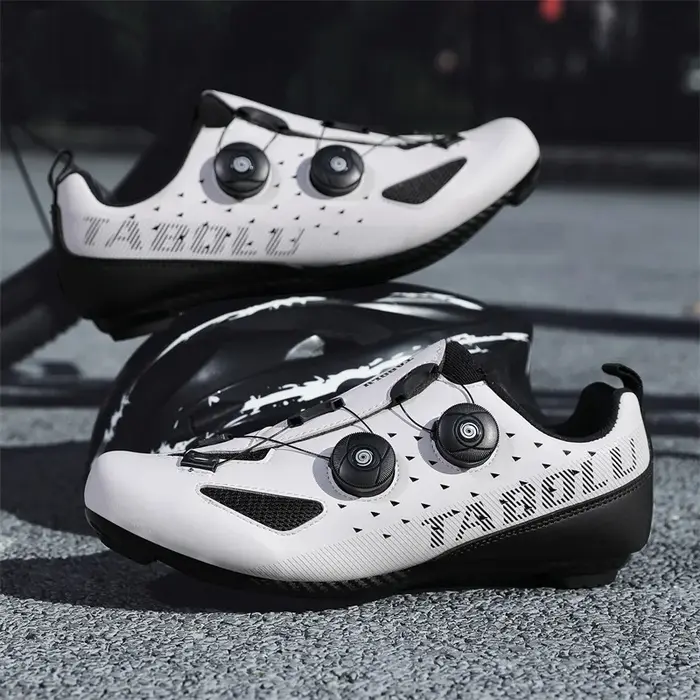 Chaussures de vélo de montagne pour hommes et femmes, chaussures de cyclisme sur route, chaussures de cyclisme à pédale plate en caoutchouc, chaussures de cyclisme d'extérieur à crampons