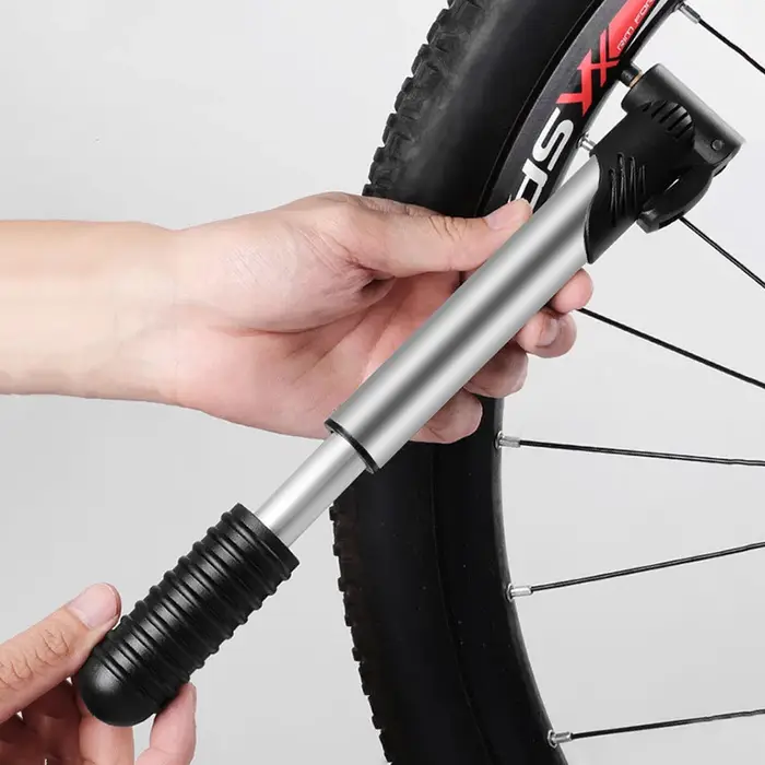 Mini pompe à air portable noir gonfleur de pneus à bille pour vélo basket-ball et jouets gonflables équipement cyclisme universel compact