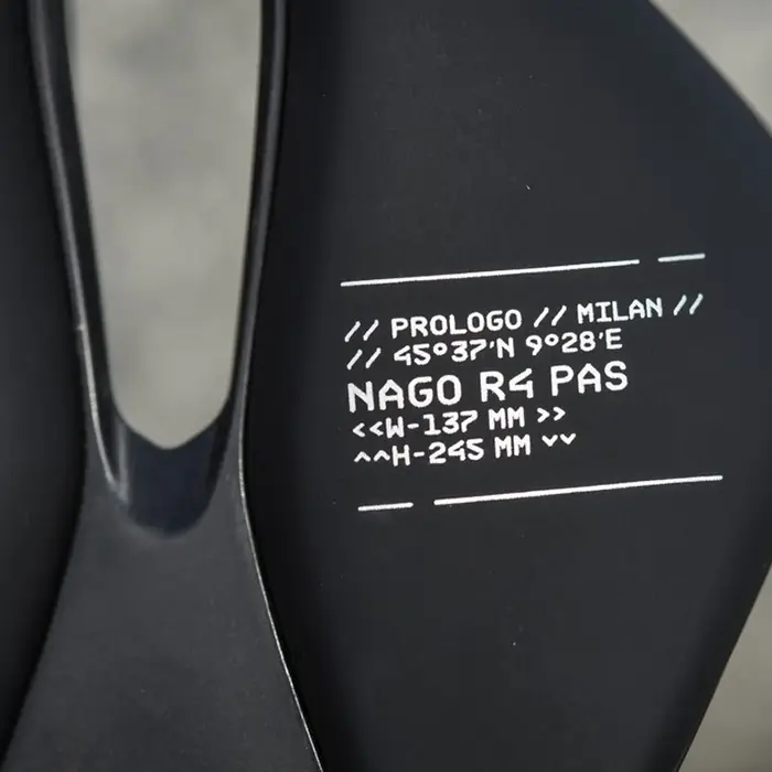 Selle de vélo Prologo Nago R4 PAS 245x147mm 245x137mm avec rail Tirox en acier T2.0