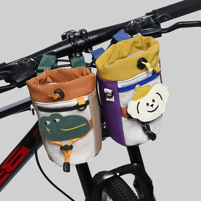 Panier avant de vélo mignon de style dessin animé