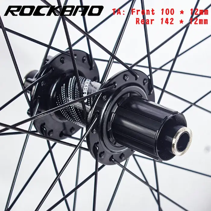 Jeu de roues de vélo de montagne