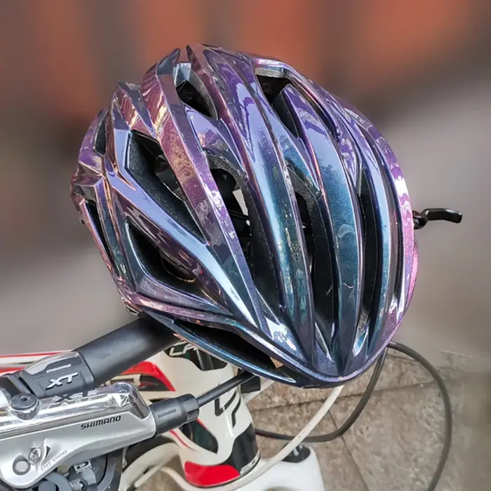 DYN CARTOS Casque de cyclisme ultraléger moulé intégralement pour VTT, casque de vélo respirant pour hommes et femmes, casque de sécurité pour le sport