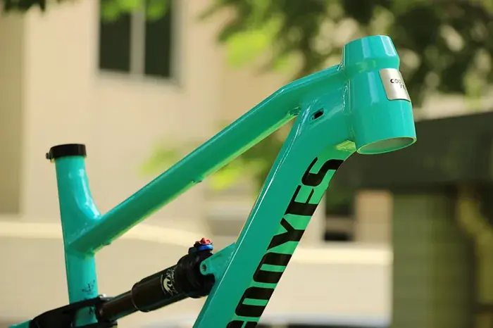Cadre de vélo tout suspendu