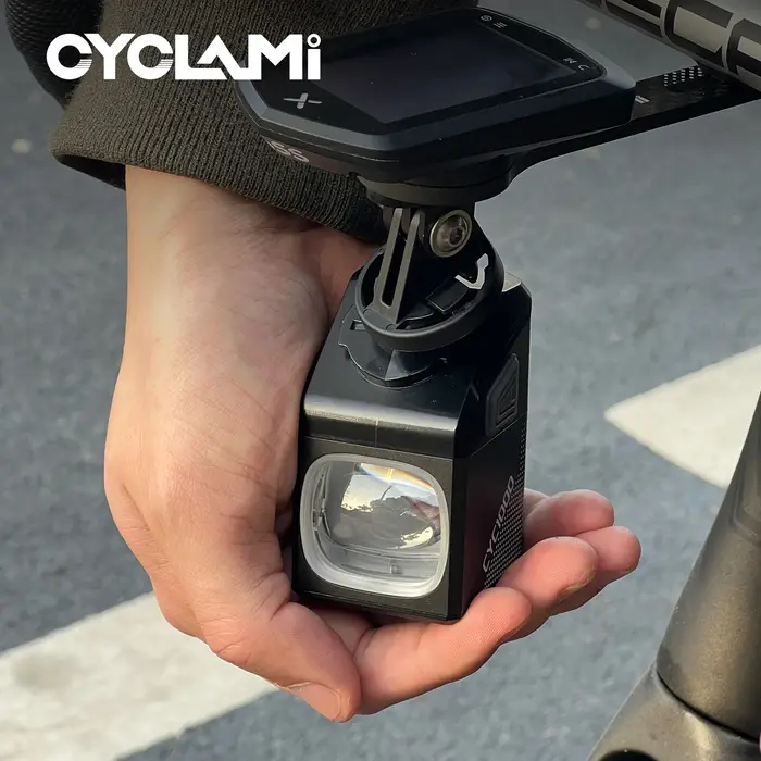 CYCLAMI phare de vélo CYC 1000 Lumen GoPro suspendu Ultra lumineux sans fil à distance coupe de ligne lampe avant