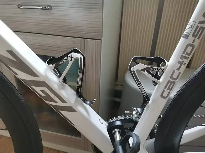 2 pièces porte-bouteille d'eau de vélo en Fiber de carbone vtt porte-bouteille de vélo de route équi