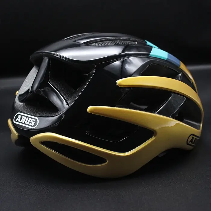 Casque de cyclisme sur route rouge